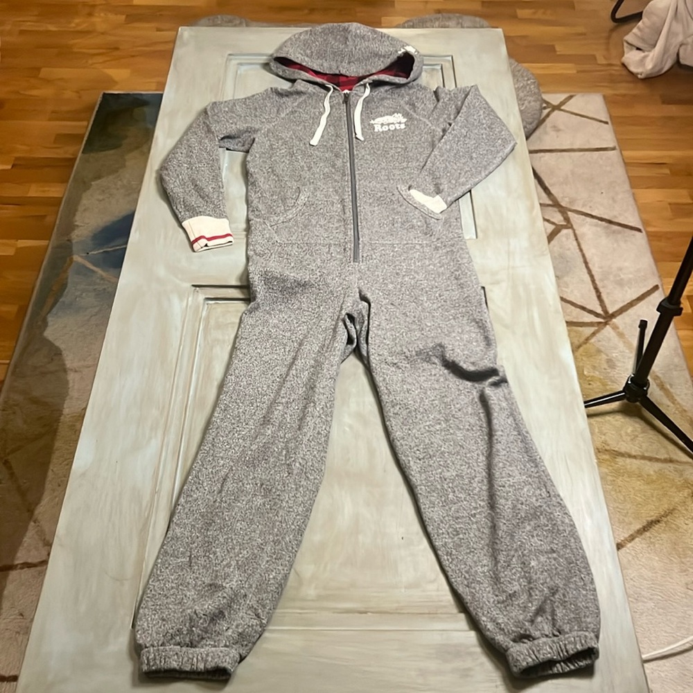 Roots onesie pyjamas
